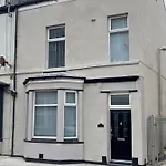 Ali\'S Holiday Apartments F1
