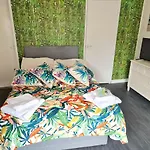 Green Paradise Apartments