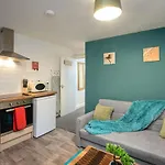Bank Street Apartment 4