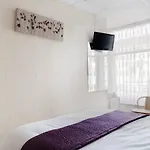 The Glyndale Hotel