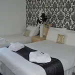 La Tour Hotel