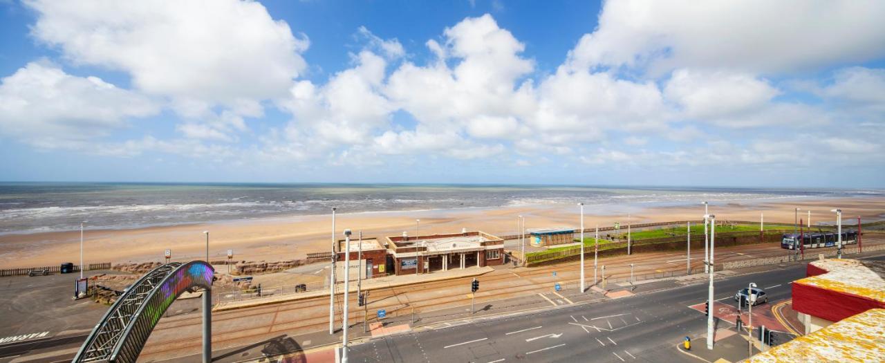 Queens Mansions: The Maisonette * Blackpool
