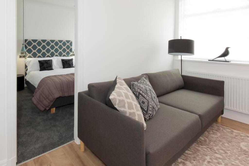 Blackbird Luxury 10 Blackpool