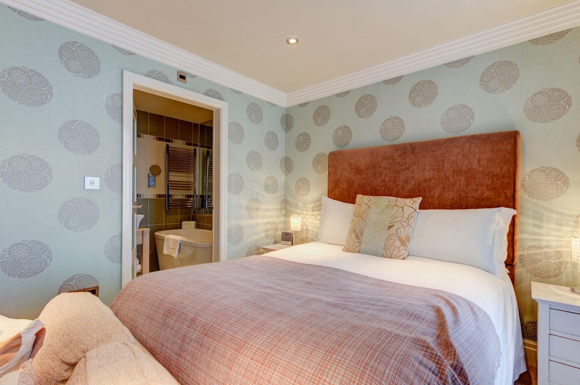 Number One South 5* Blackpool