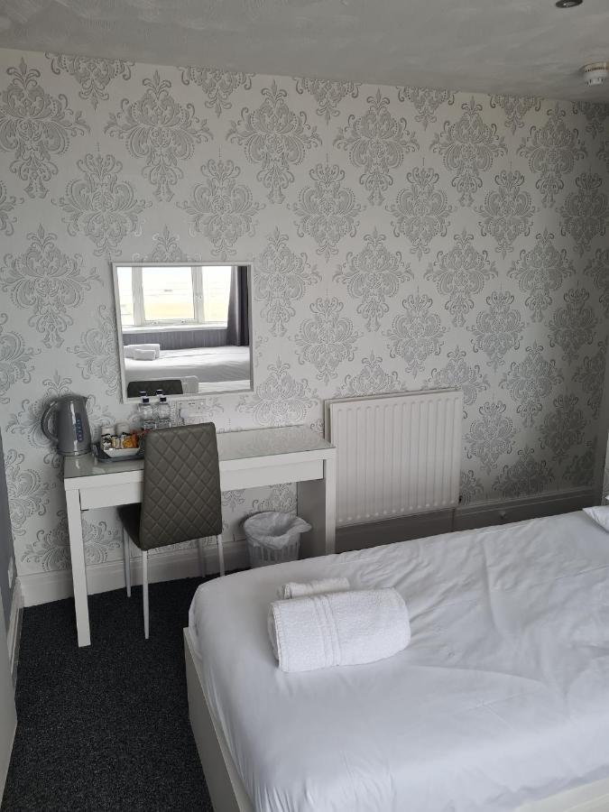 Bed & Breakfast Queens Plaza 3*