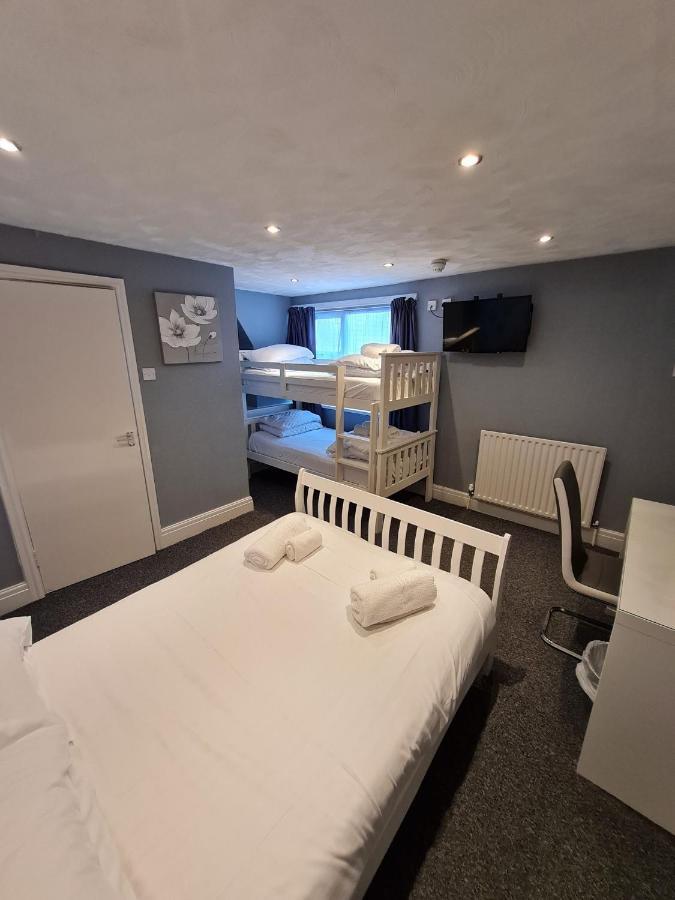 Queens Plaza Bed & Breakfast 3*