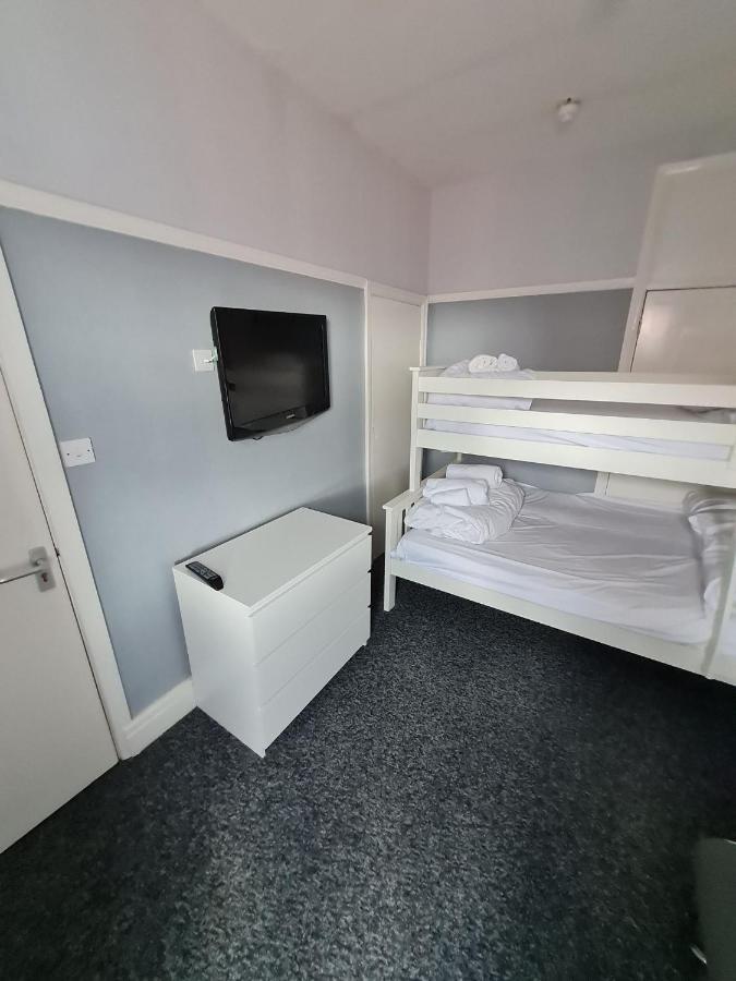 Queens Plaza Bed & Breakfast 3*