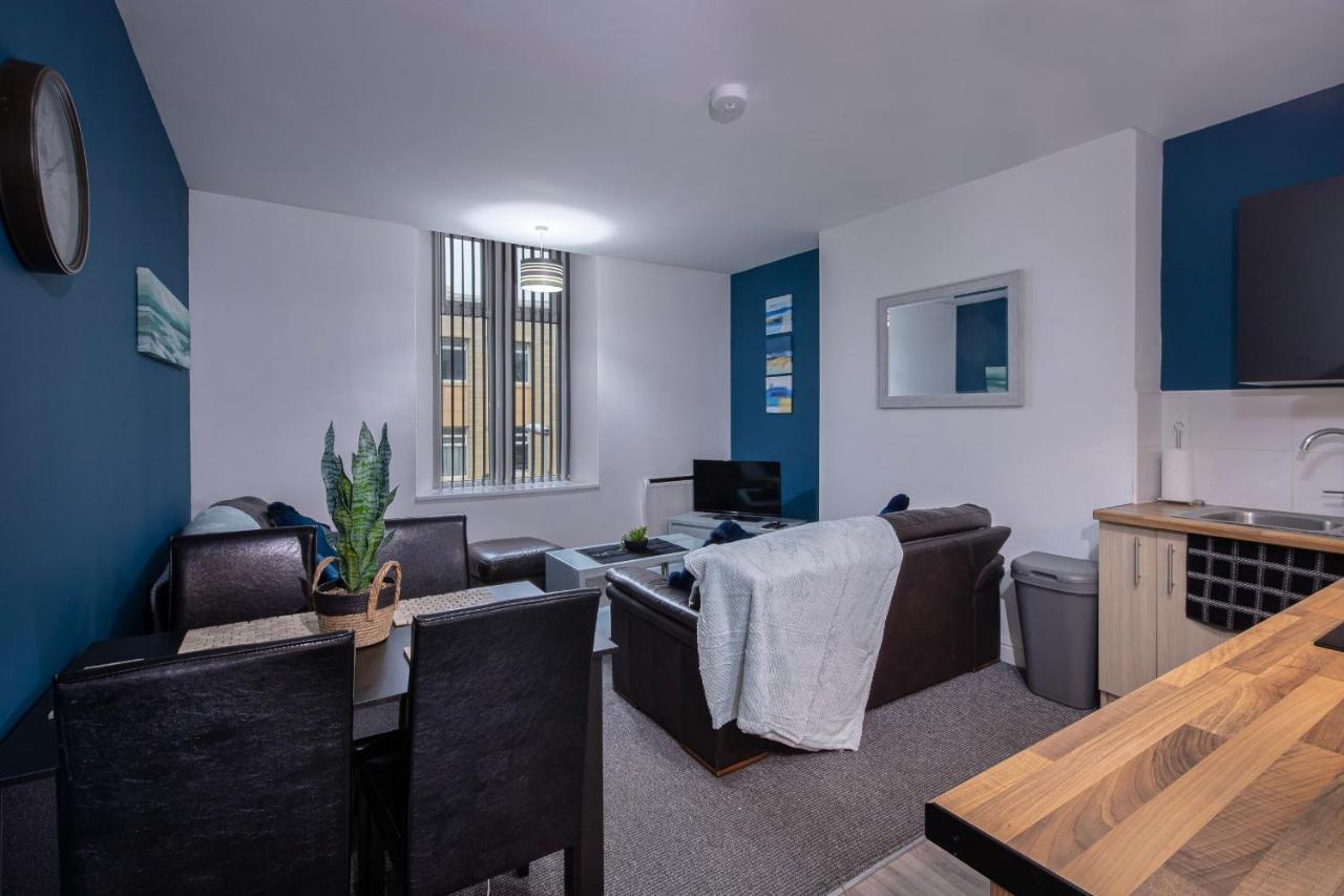 Bank Street 5 Apartment