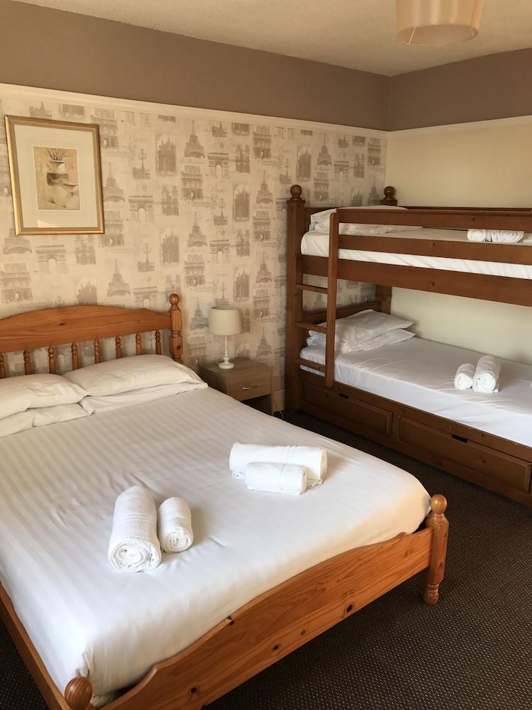 Bed & Breakfast Queens Plaza