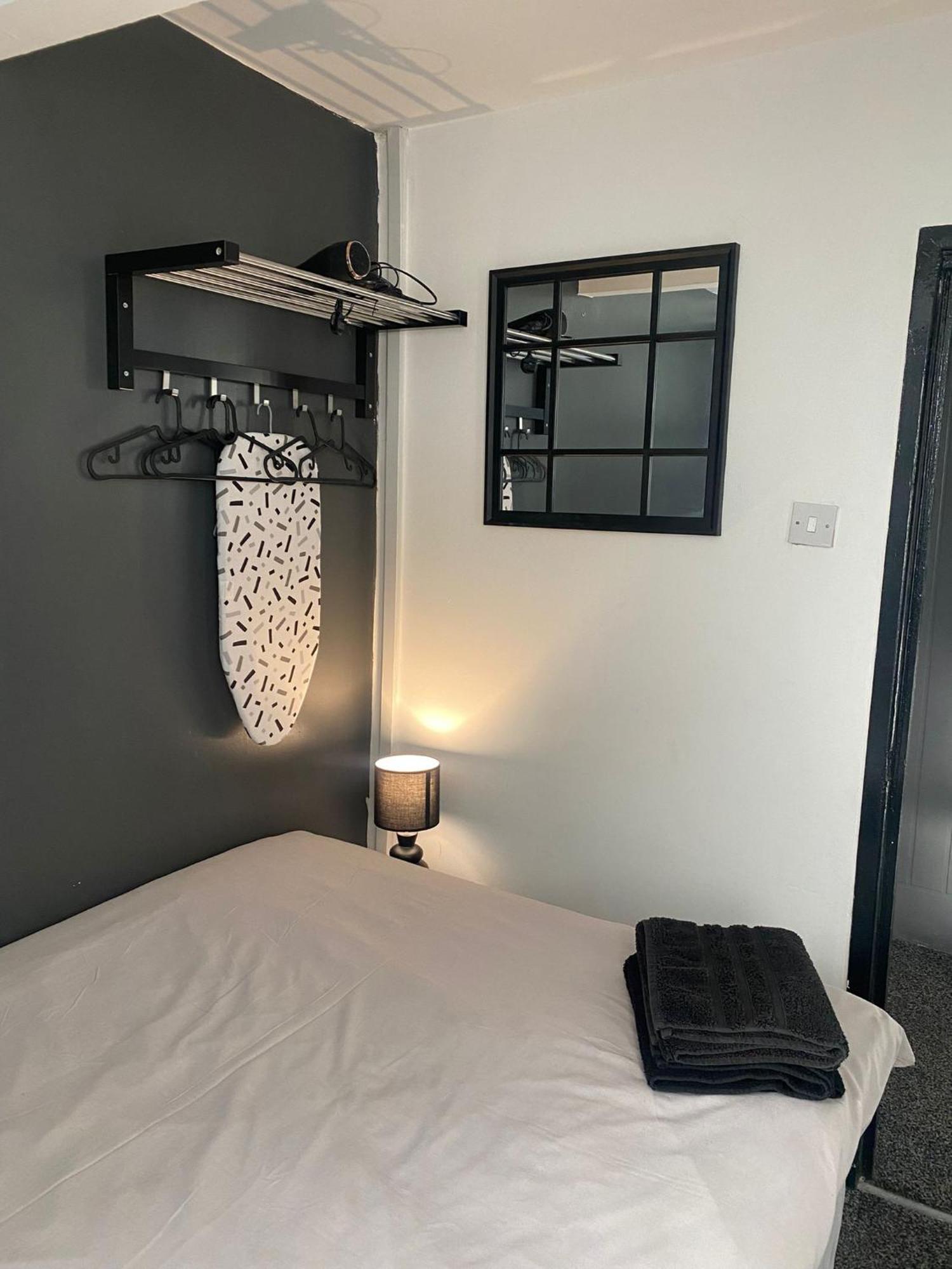 Black Ocean Aparthotel