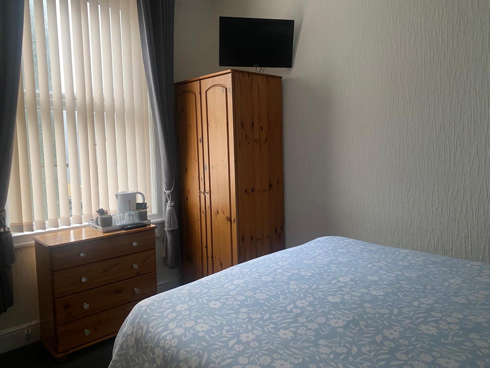 Brene Guest house 2*