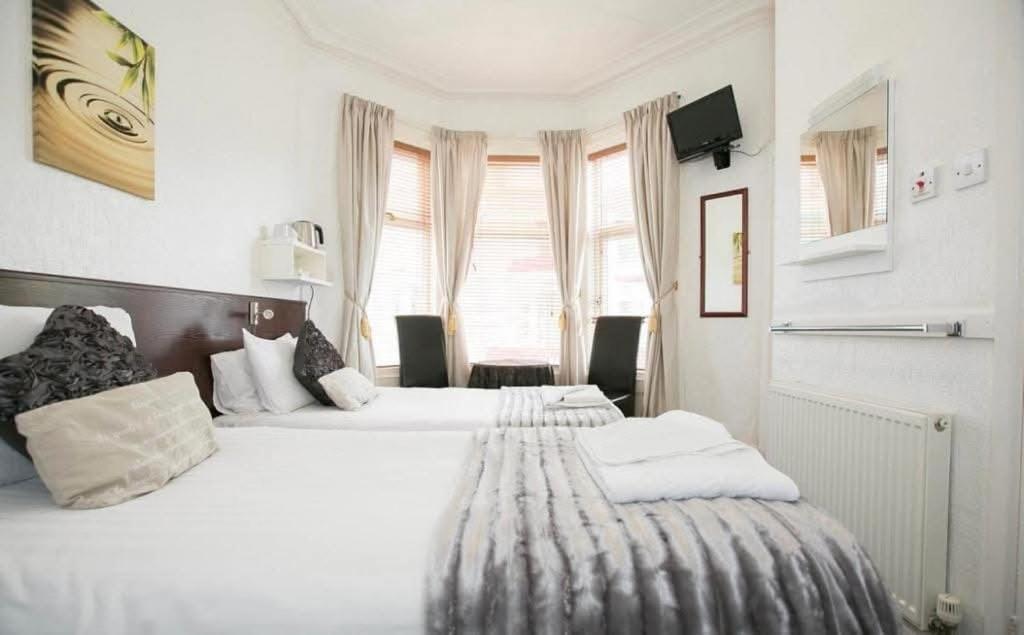 Fairway Guest house 3*