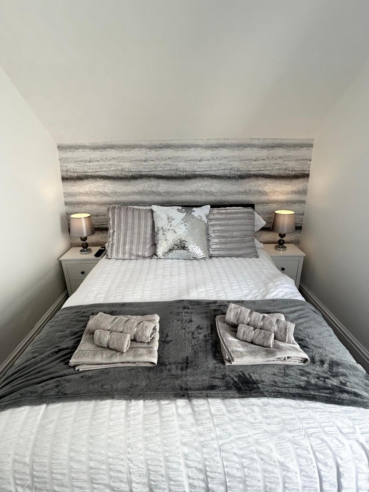 New - The Fun House - Private Nightclub Holiday home *