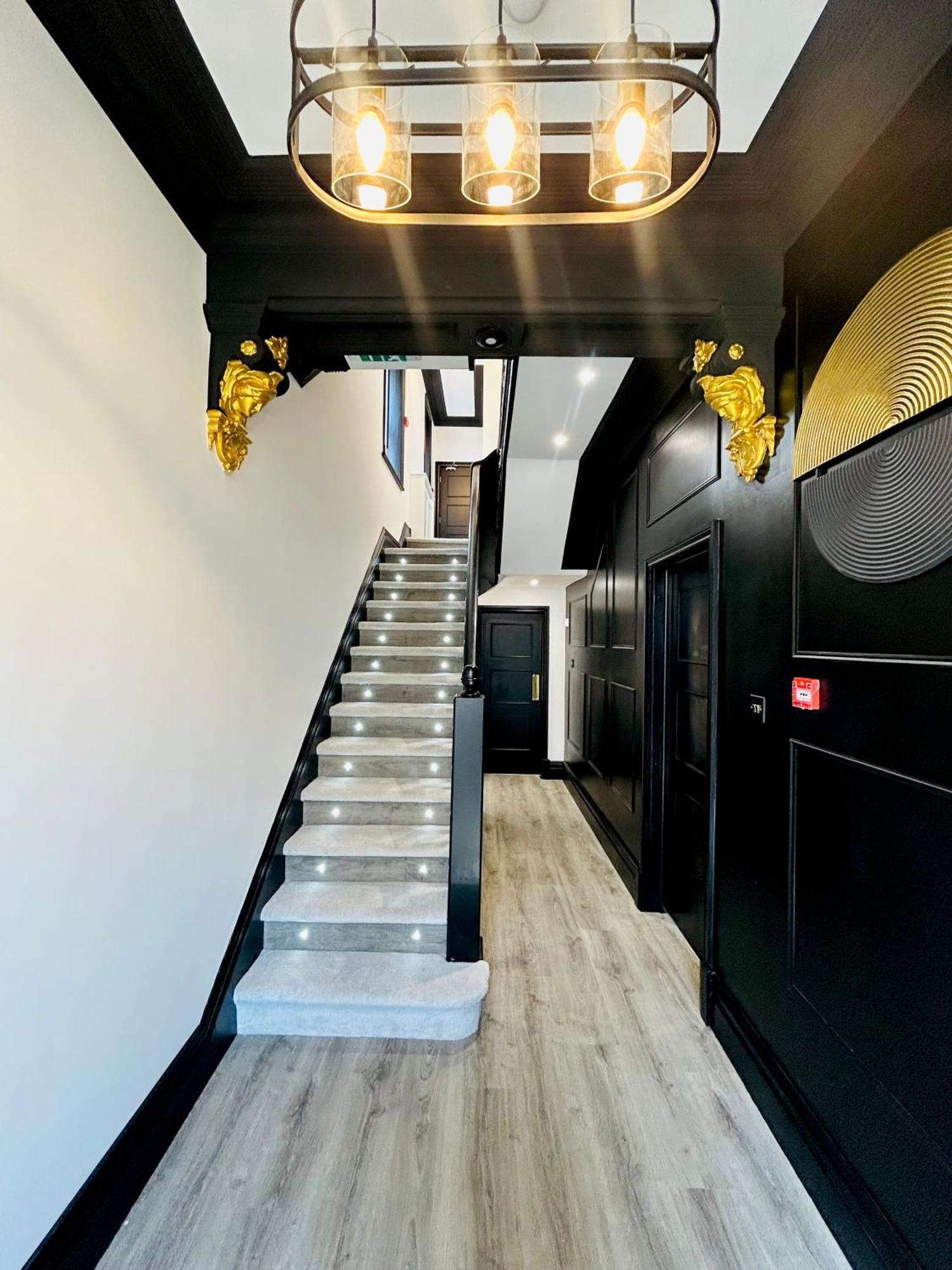 New - The Fun House - Private Nightclub Holiday home *