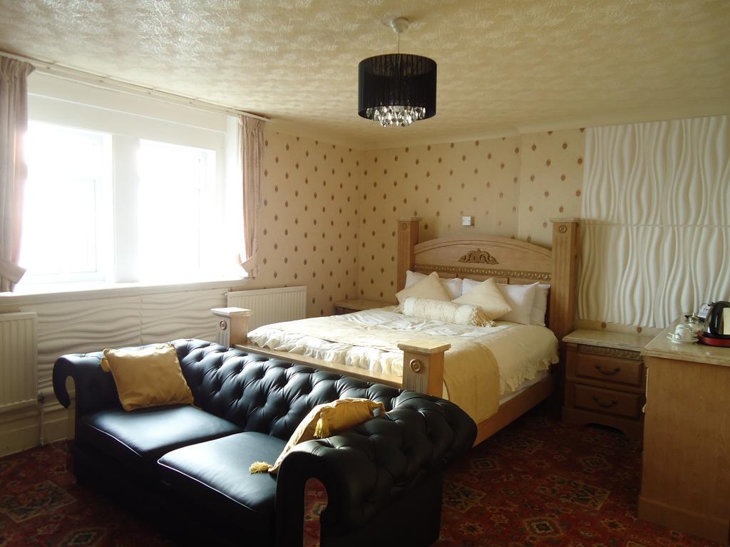 Inn Cherry Blossom Blackpool