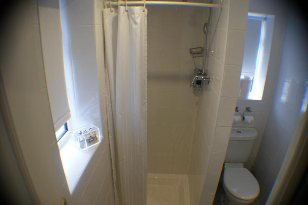 Hotel Clifton Court 2*