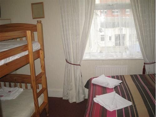 Oakwell Hotel Blackpool