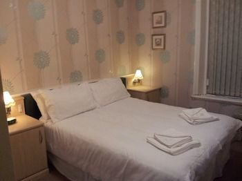 La Tour Hotel