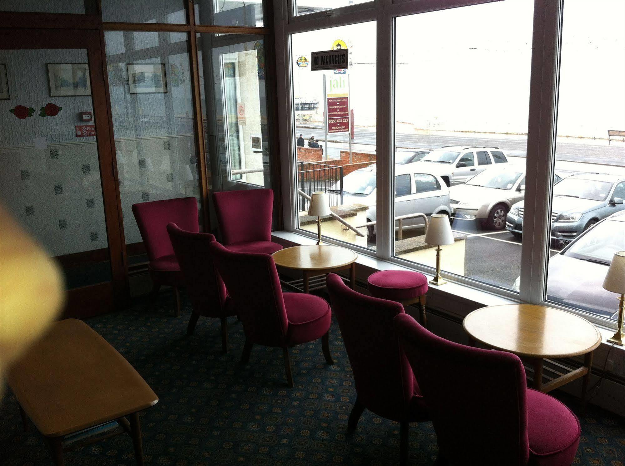 Howard Guest house 2*