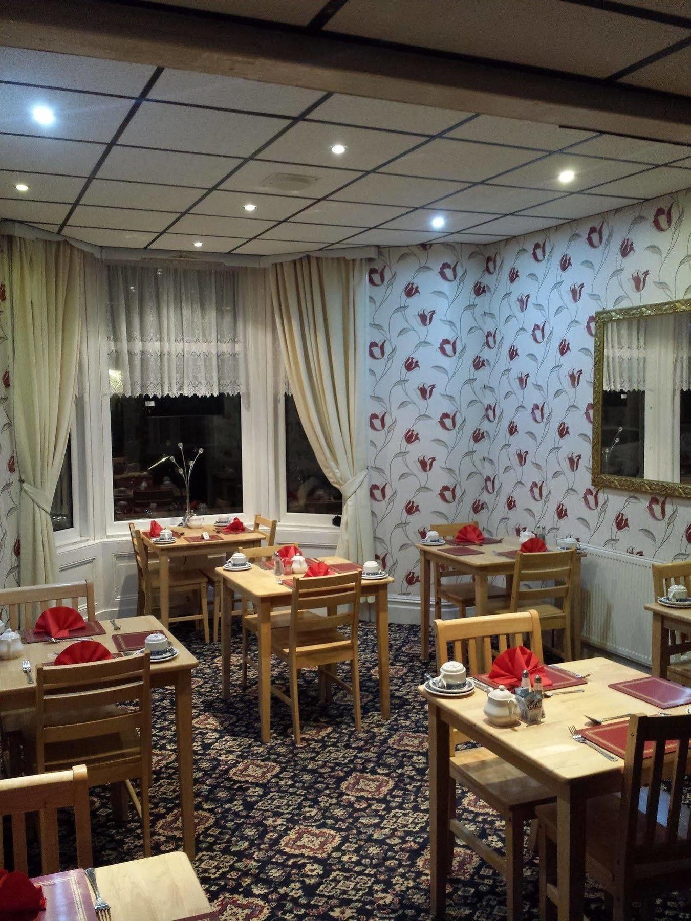 Mardonia Hotel 3*