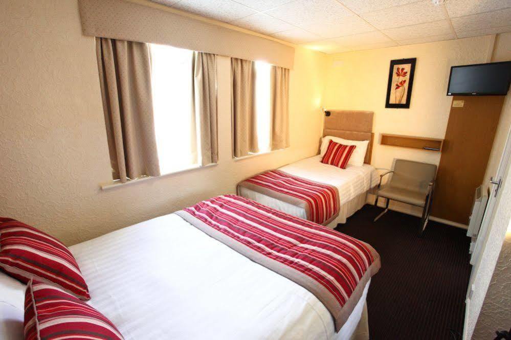 Clifton Court Hotel 2*