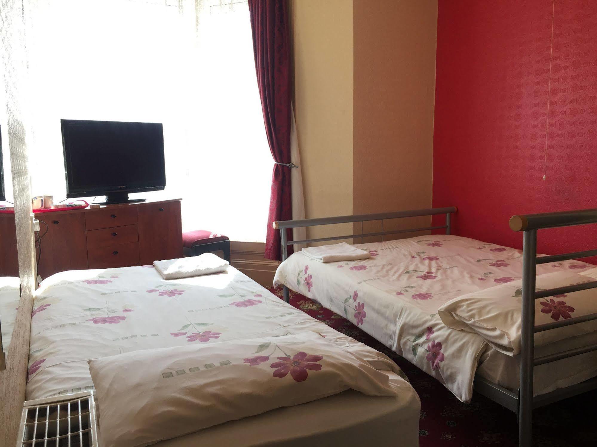 The Stone House Hotel 2*