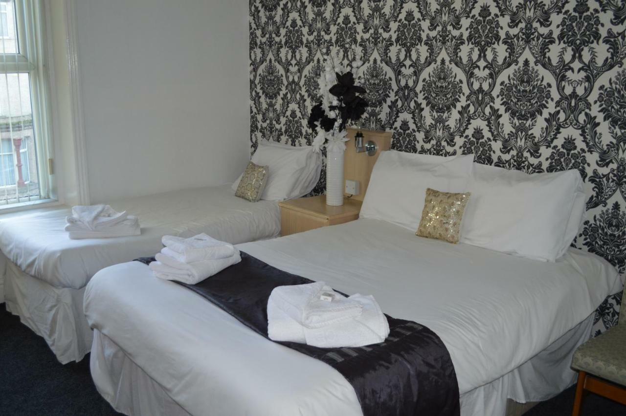Hotel La Tour 3*