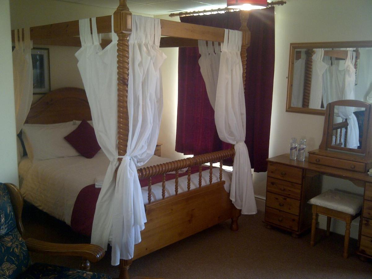 Gainsborough And Bar 3* Blackpool