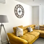 Winter Gardens Service Apartments By Balckpool Service Apartments