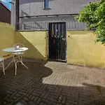 Amberbanks House