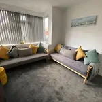 New 3 Bedroom Family Beach Home With Outdoor Living
