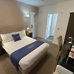 Ruskin Hotel