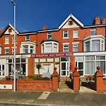 Pinnacle Hotel And Suites Formerly Jean Martyn Hotel Blackpool