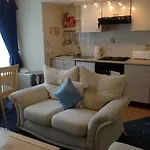 Beach Point At One Rutland Gate Apartments, Wilton Parade