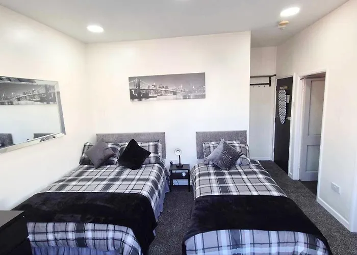 St Nicholas Holiday Apartments