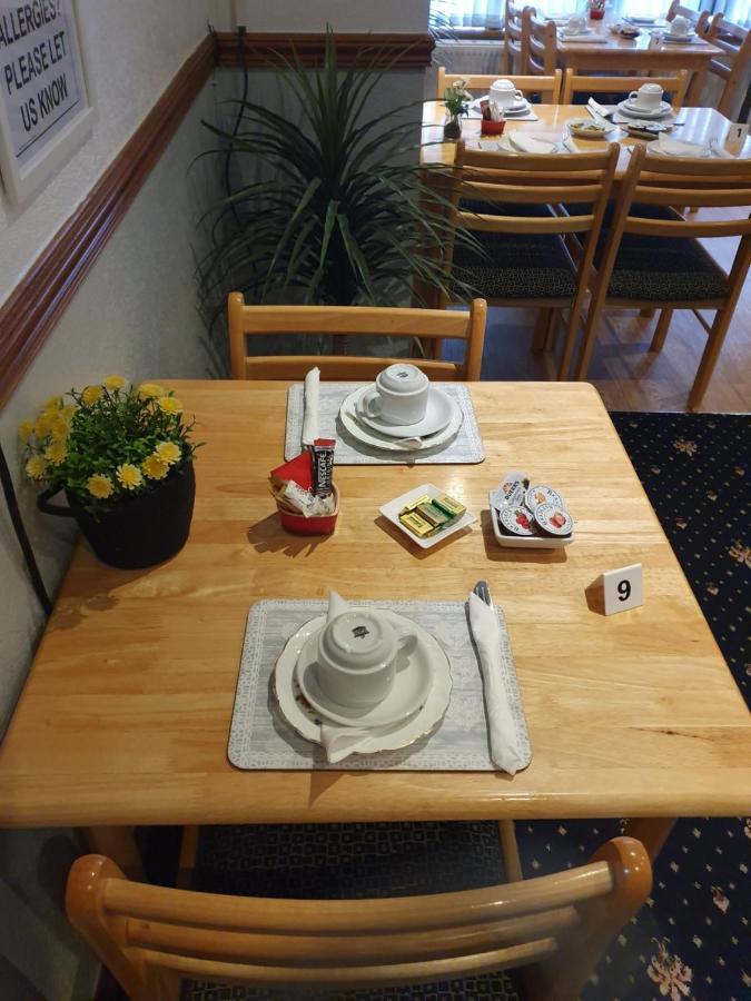 Bed & Breakfast Golden Sands Hotel - St Chad'S Road 3*