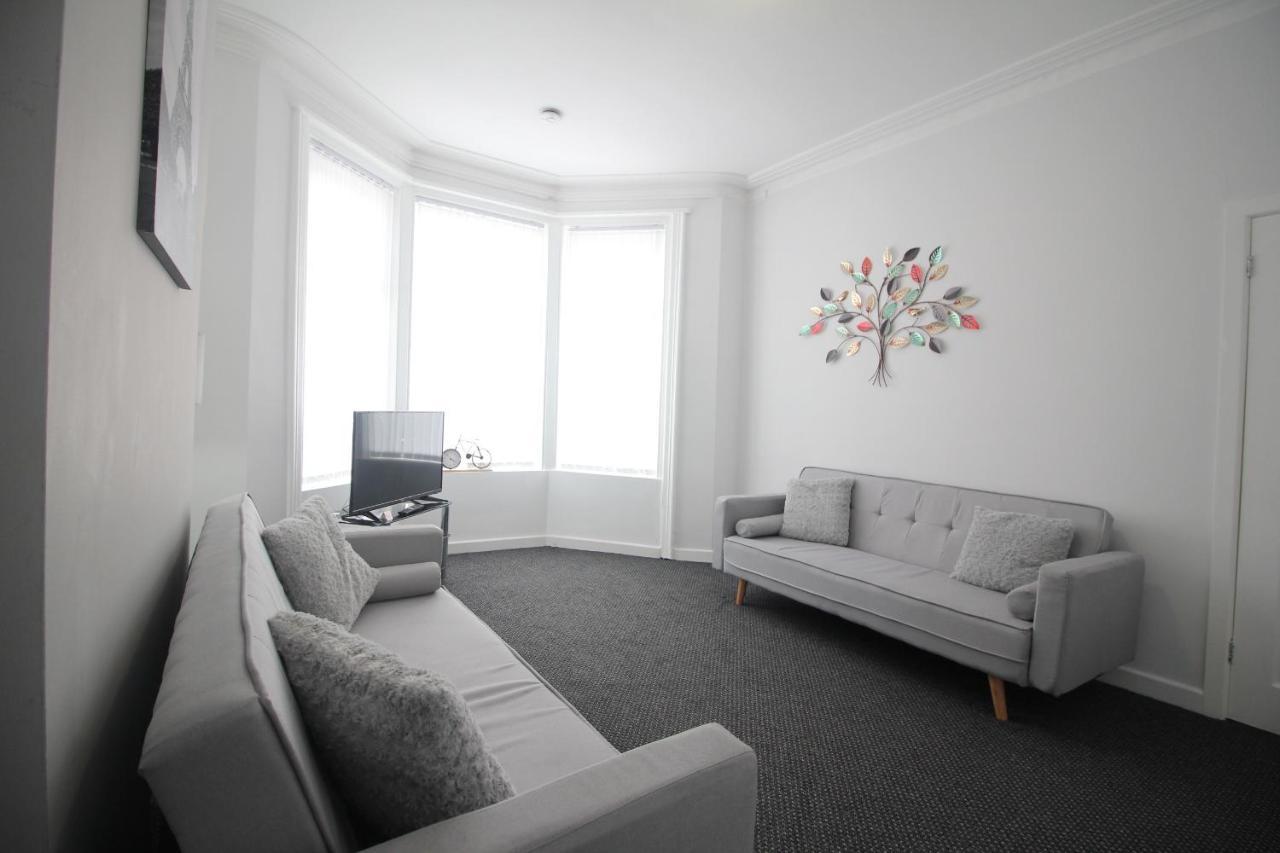 Holiday home Egerton Choice - Town Centre - Modern And Spacious - Large