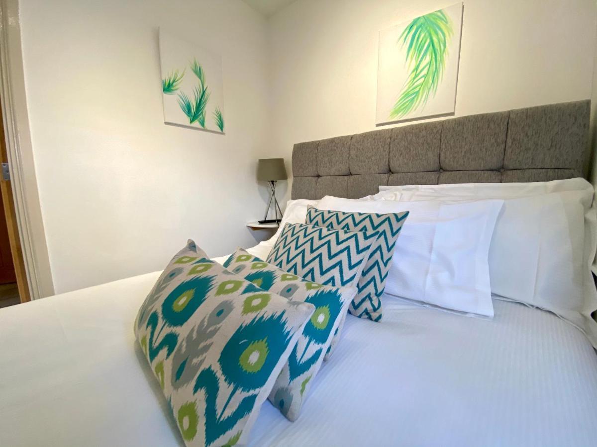 Kennedy House By Service Apartment *