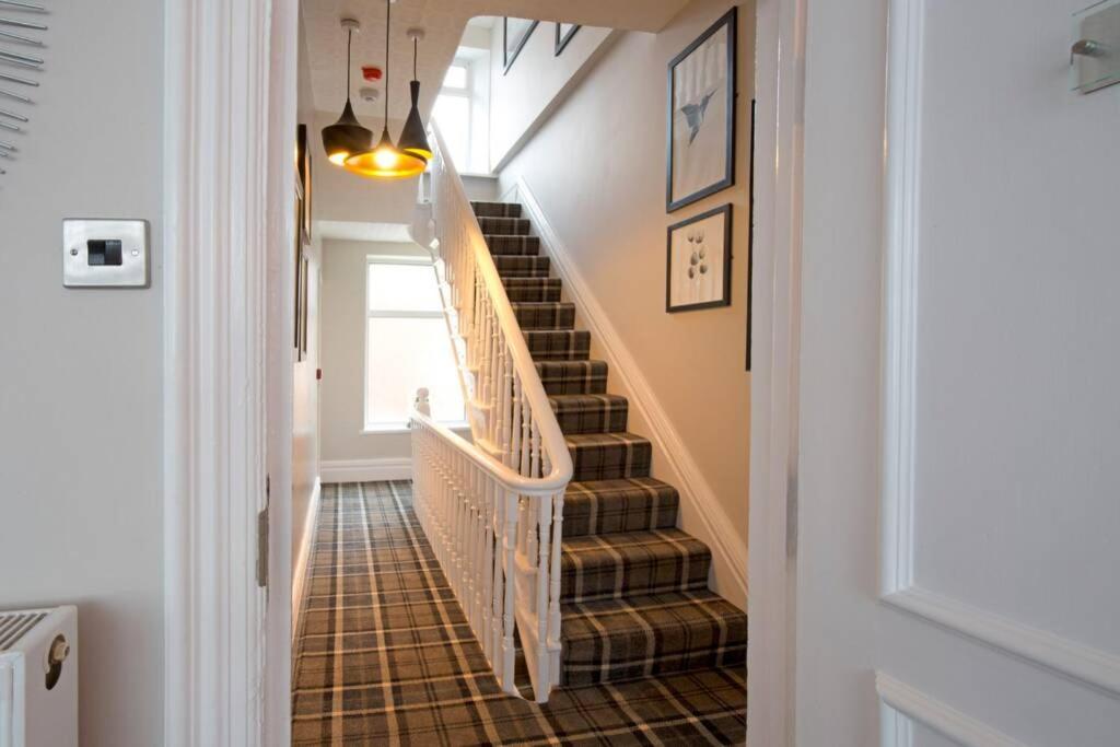 Blackbird Luxury 5 Apartment