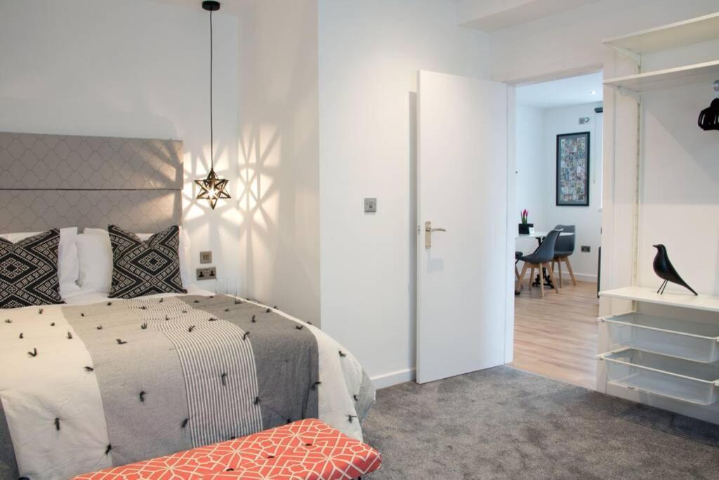 Blackbird Luxury 5 Apartment