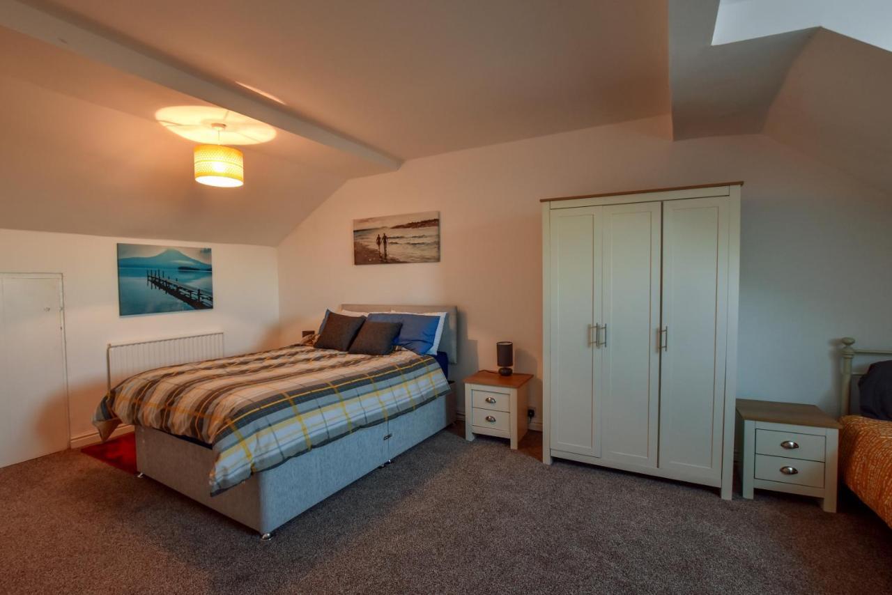 The Place By The Sea Apartment *