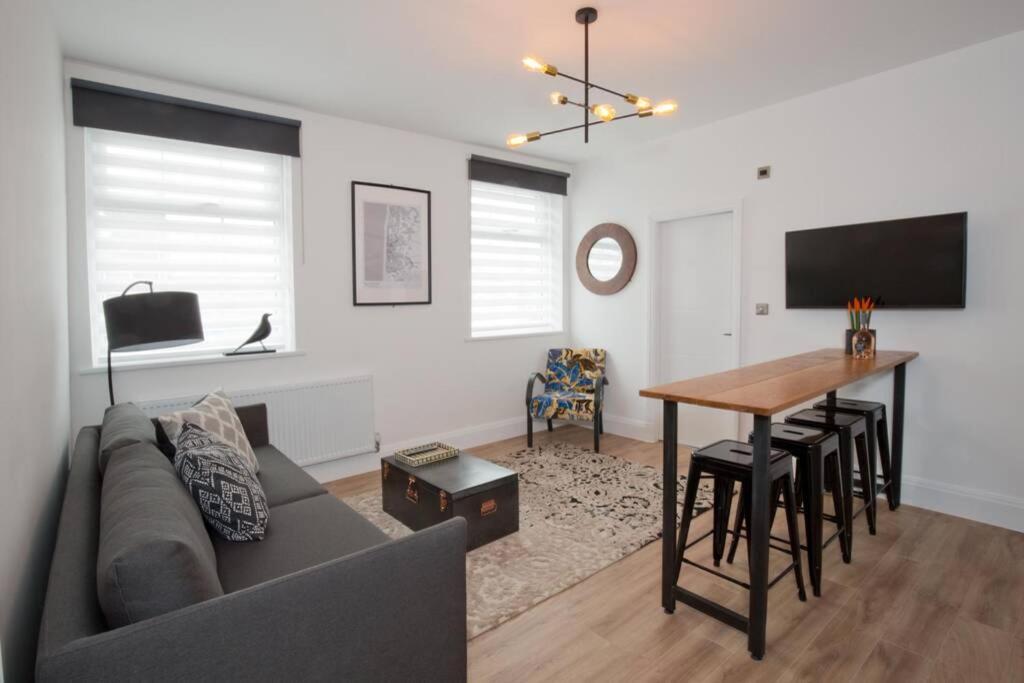 Blackbird Luxury 10 Apartment *
