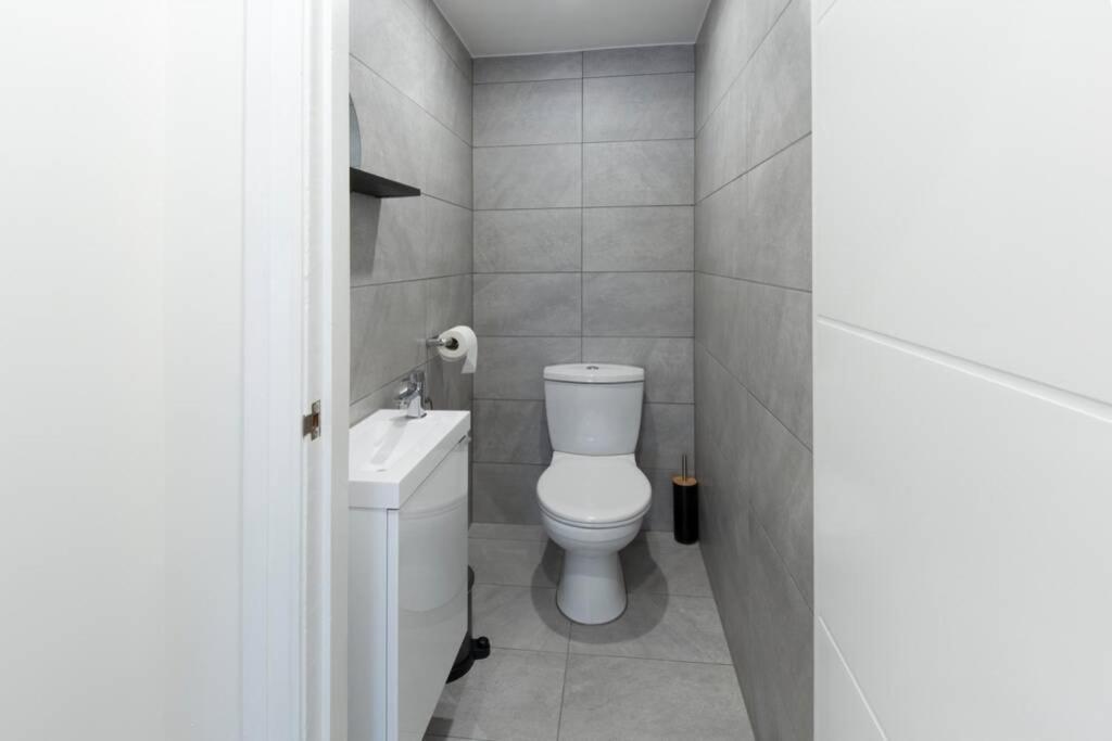 Blackbird Luxury 10 Apartment Blackpool