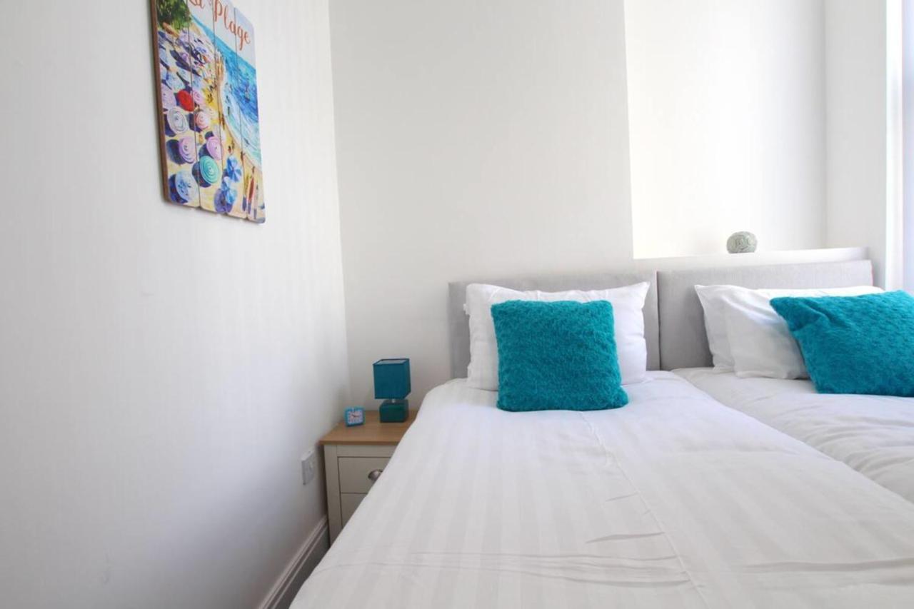 Coast Station Road Apartment