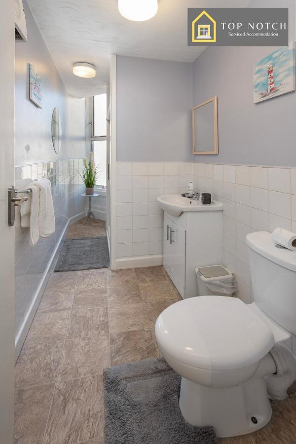 2 Bedroom At , Top Notch Serviced , Free Wifi