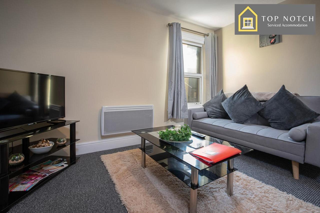 2 Bedroom At , Top Notch Serviced , Free Wifi