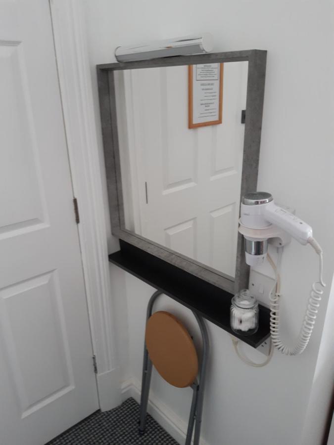 Manchester House 3*