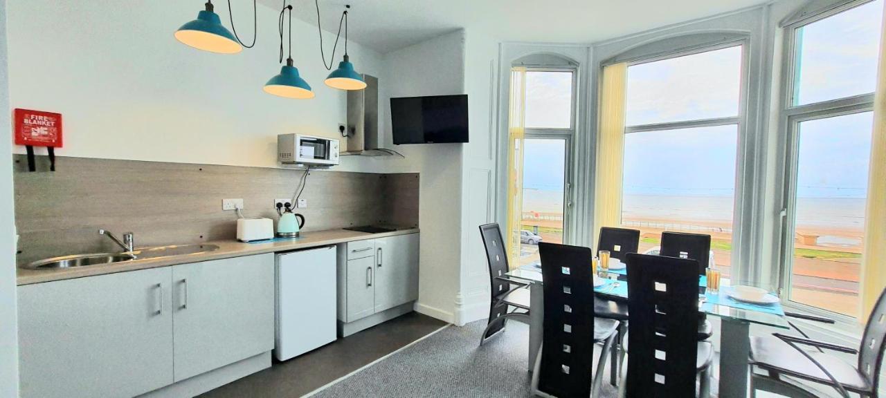 Charlton Aparthotel 3* Blackpool