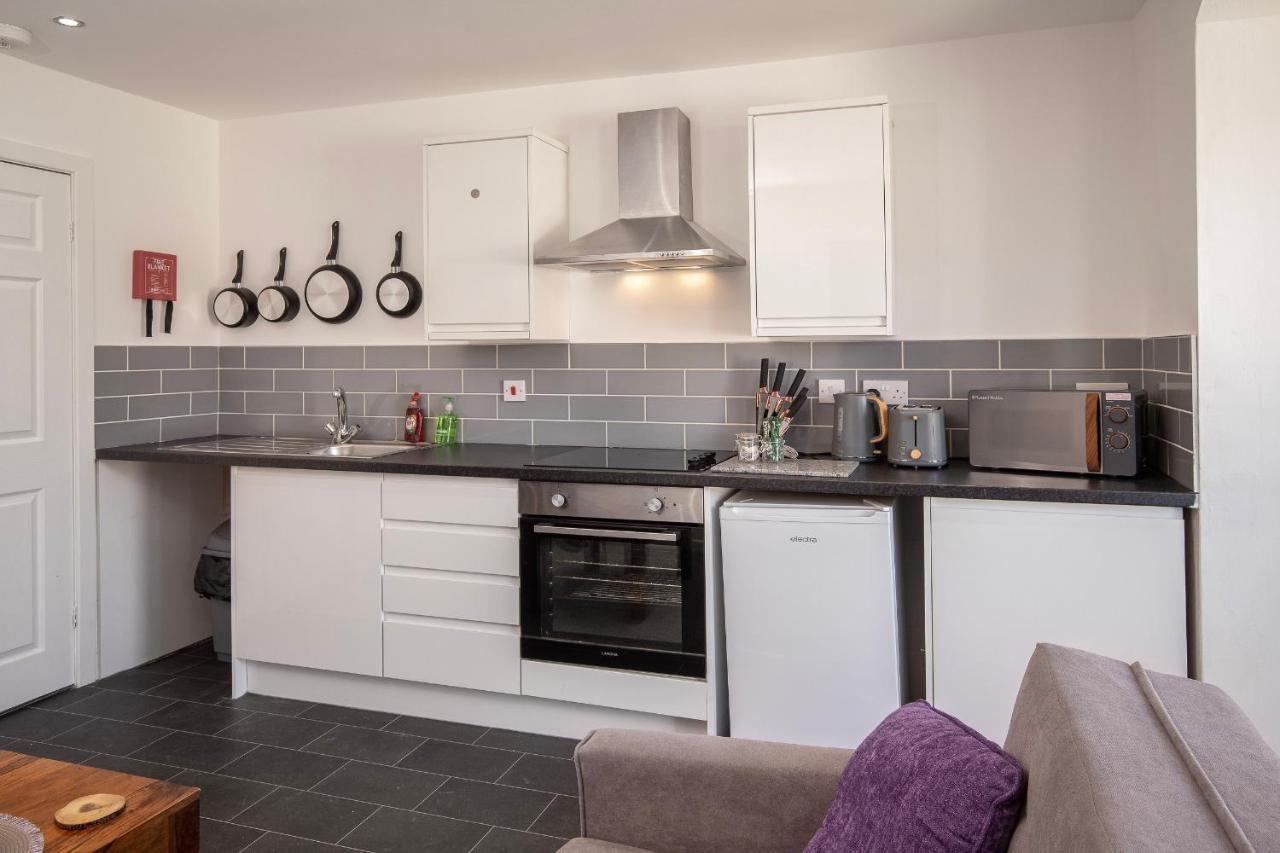 Apartment 02 Holmfield