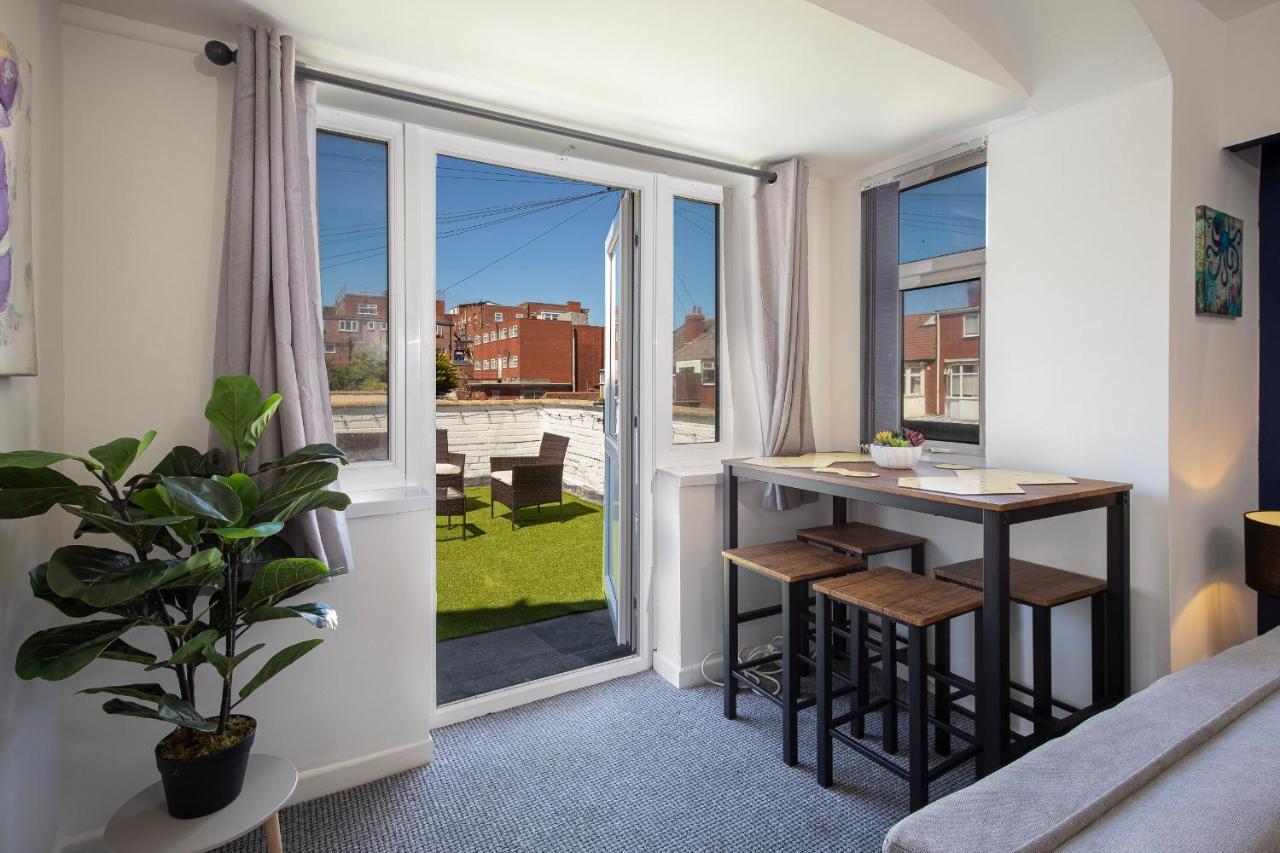 Apartment 02 Holmfield *
